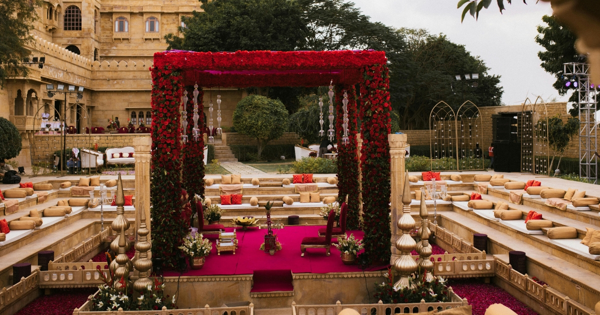 Consider the venue location and access before choosing a catering service