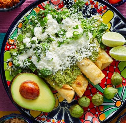 10 dishes that cannot be missing in a Mexican catering