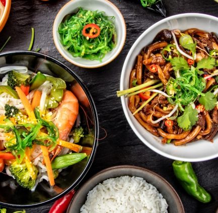 10 dishes that cannot be missing in an Asian catering